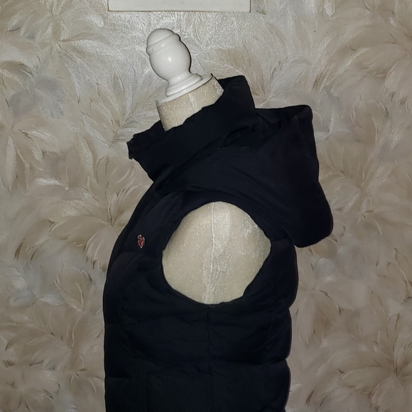 Hollister Hooded Vest - Picture 4 of 12